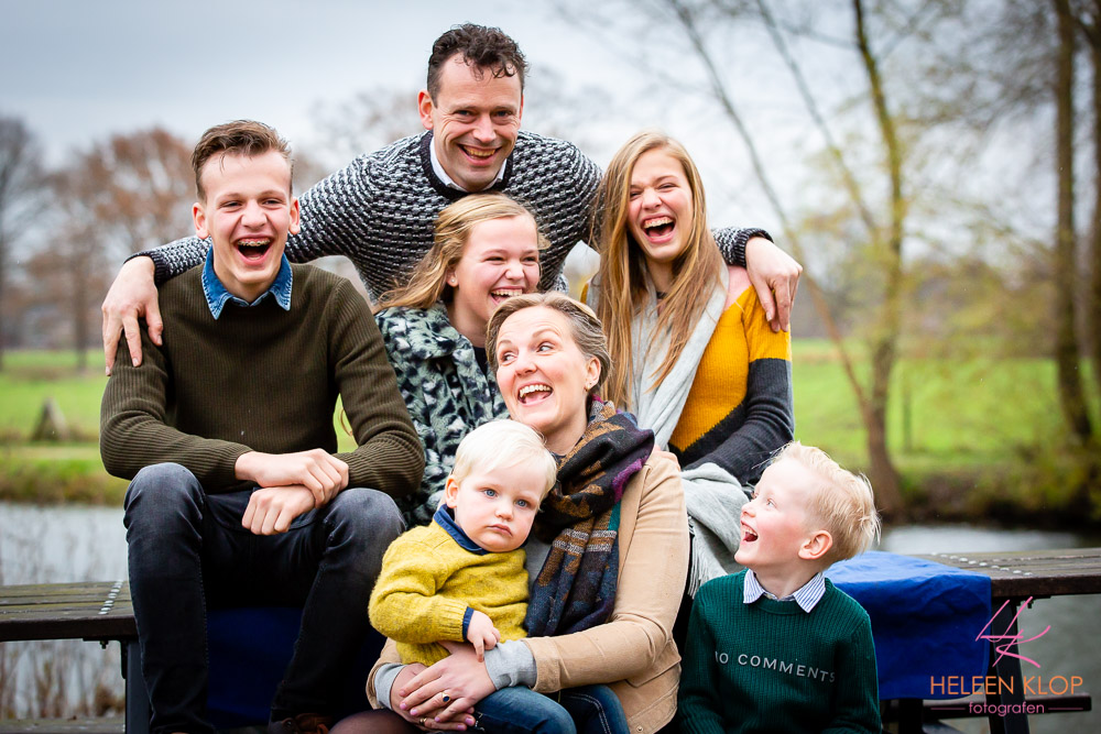 Grote familie op de foto